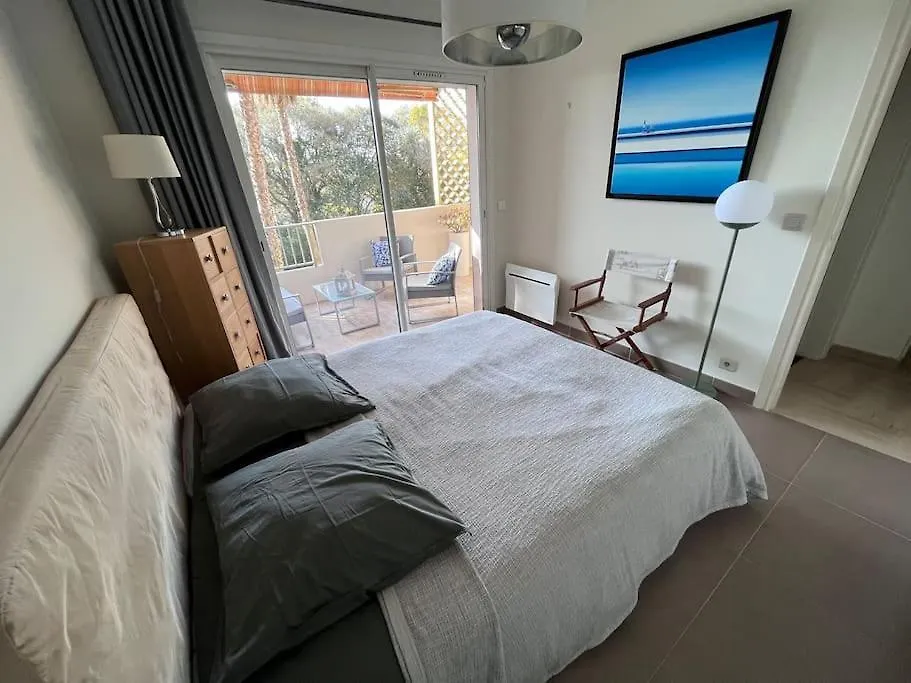 Apartment Appartement Avec Terrasse, Vue Jardin Et Piscine Antibes France
